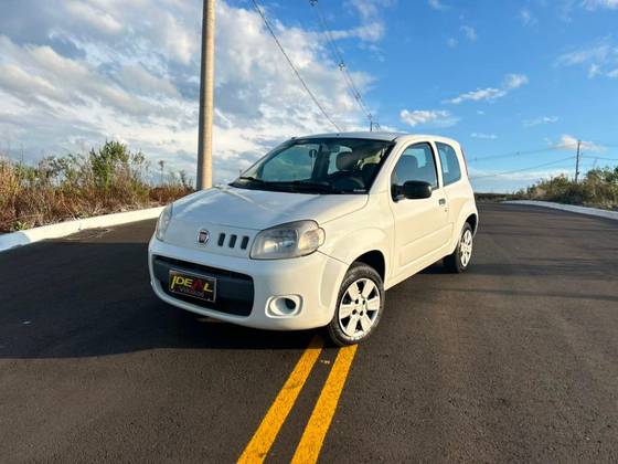 FIAT UNO 1.0 EVO VIVACE 8V FLEX 2P MANUAL FIAT UNO 1.0 EVO VIVACE 8V FLEX 2P MANUAL